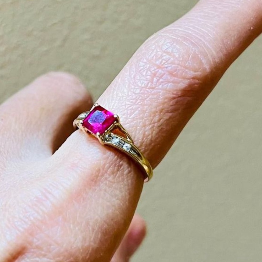 10kt Solid Gold. Genuine Ruby & Cz Estate Ring. S… - image 1